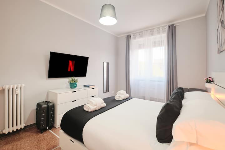 [Colosseo-san Giovanni] New Apartment Wi-fi & A/c - Monti