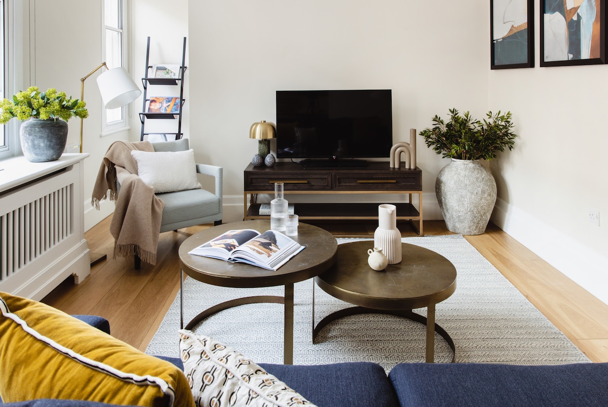 Native Mayfair, Two Bedroom Apartment - Flats for Rent in Greater ...