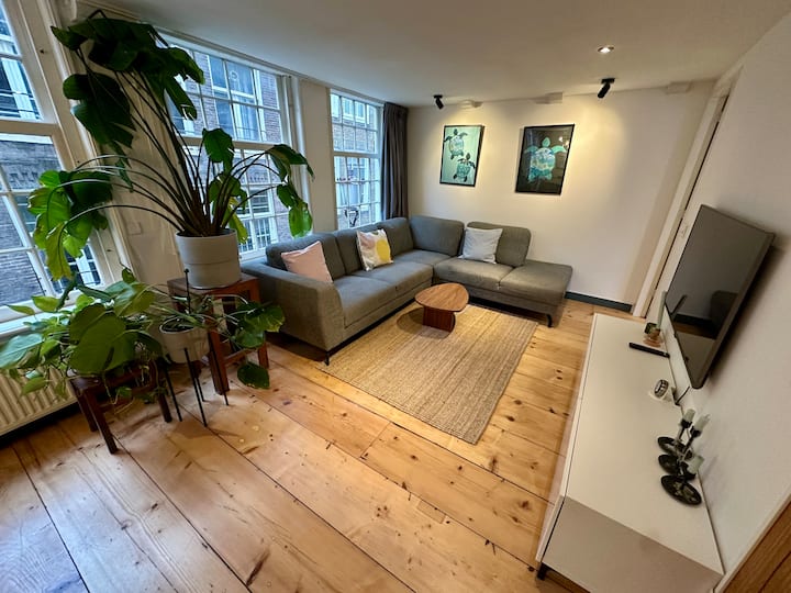 Central Apartment With Bedroom - Amsterdam