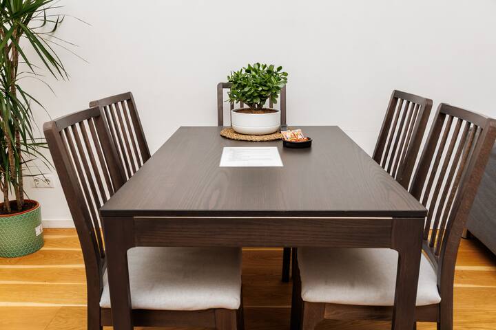 5 Beds in Viennas Heart gallery image 5