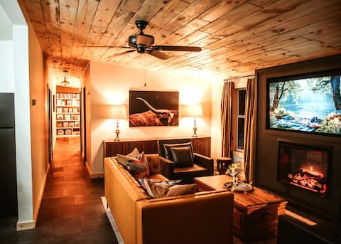 Nespresso/Fireplace/Lake Access/100 Games/ORV/WIFI