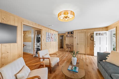 Successful Airbnb property: The Annex - Oceanside Retreat with Large Porch in Ocean City
