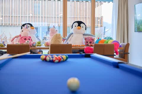 Tropical Island 23C: LakeView-Massage-Billiard-BBQ