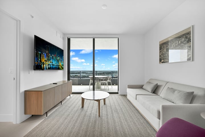 40th Floor 3br · Bay & City Views · Sleeps 8 - Miami