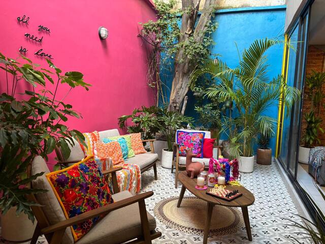 Parkside Condesa Breeze Retreat 2 Terraces W/AC gallery image 5