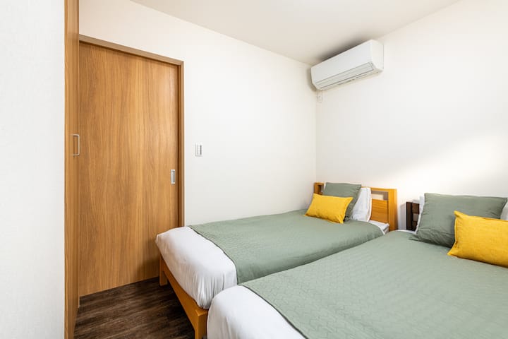 غرفة النوم 2