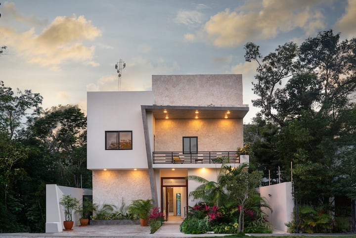 Aesthetic Luxury Villa In Prestige Zone Aldea Zama - Tulum