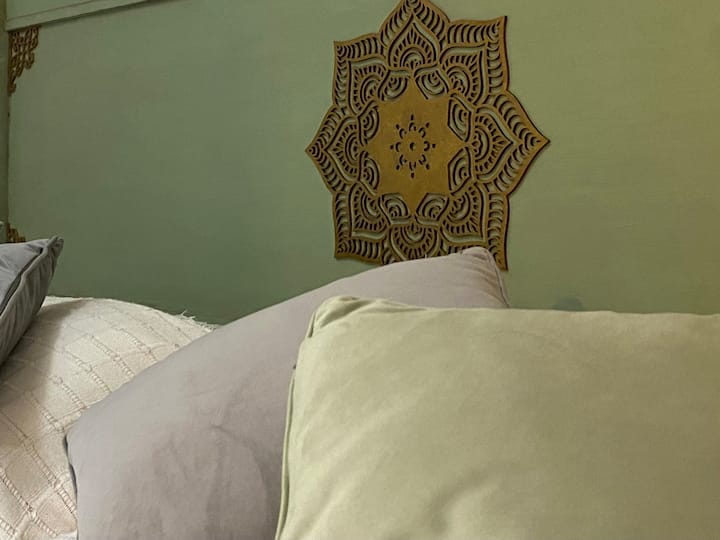 غرفة النوم 2