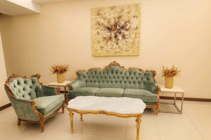 1br | 4min Walk To Klcc • Food & Mrt At Doorstep - Kuala Lumpur