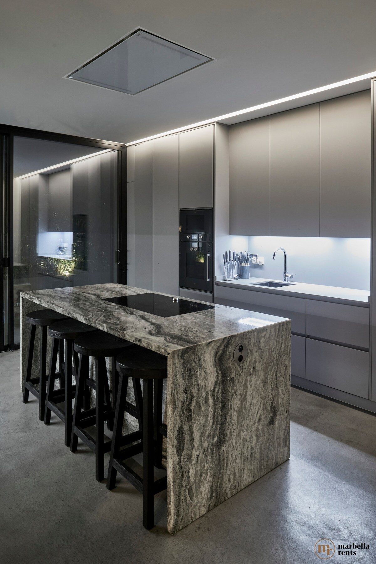 Ocean Pearl | Ref. #85 5