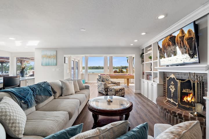 Luxury Hideaway | Lakefront | Mini Golf + More! - Tampa