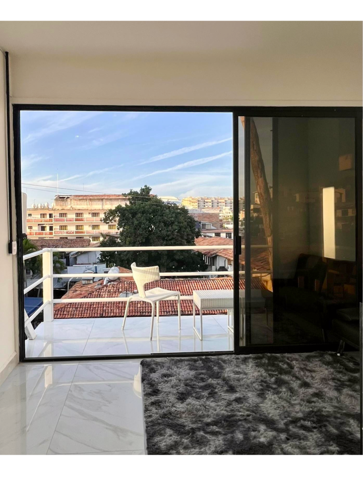 Unique King Apt + Steps To Beach + Balcony+terrace - Puerto Vallarta