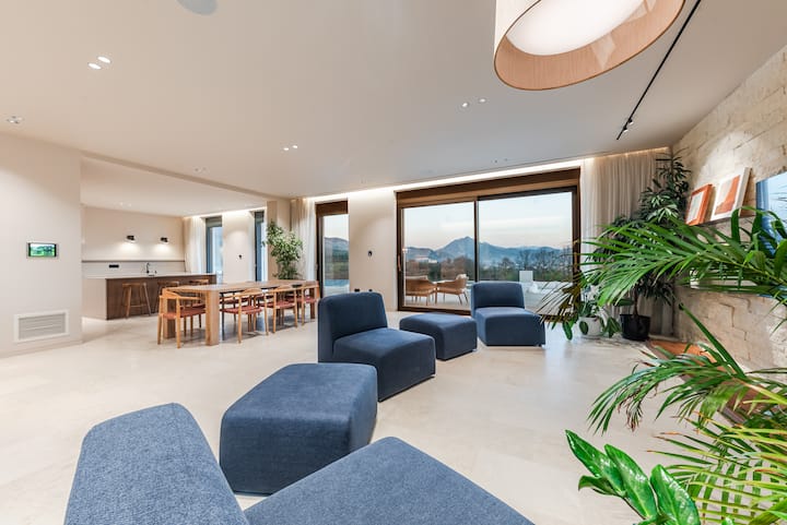 Jerina Mansion | 6br Villa With Private Pool - Albania