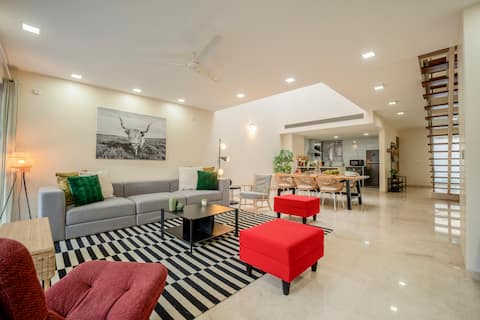 Cranberry Corner | 4BHK- Private Pool-Dona Paula