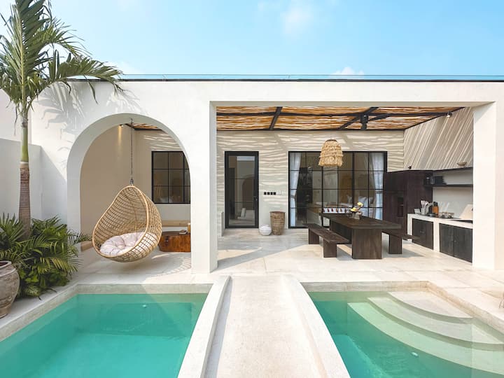 Modern Mediterranean Villa Retreat In Canggu - Canggu