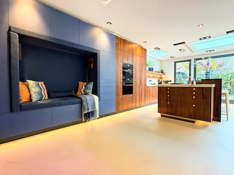 Stylish family home Amsterdam & Beach
