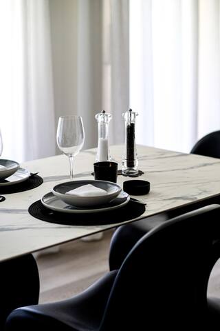 The Gem of The Lake – Garden, Pool and Lake-View gallery image 3