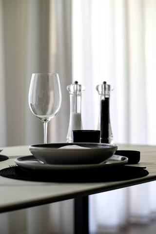 The Gem of The Lake – Garden, Pool and Lake-View gallery image 2