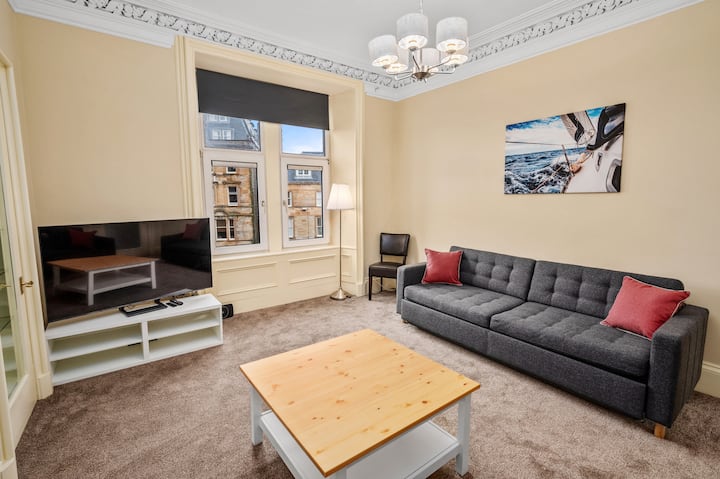 The Oban Apartment. Modern 2 Bedroom Apartment. - Oban