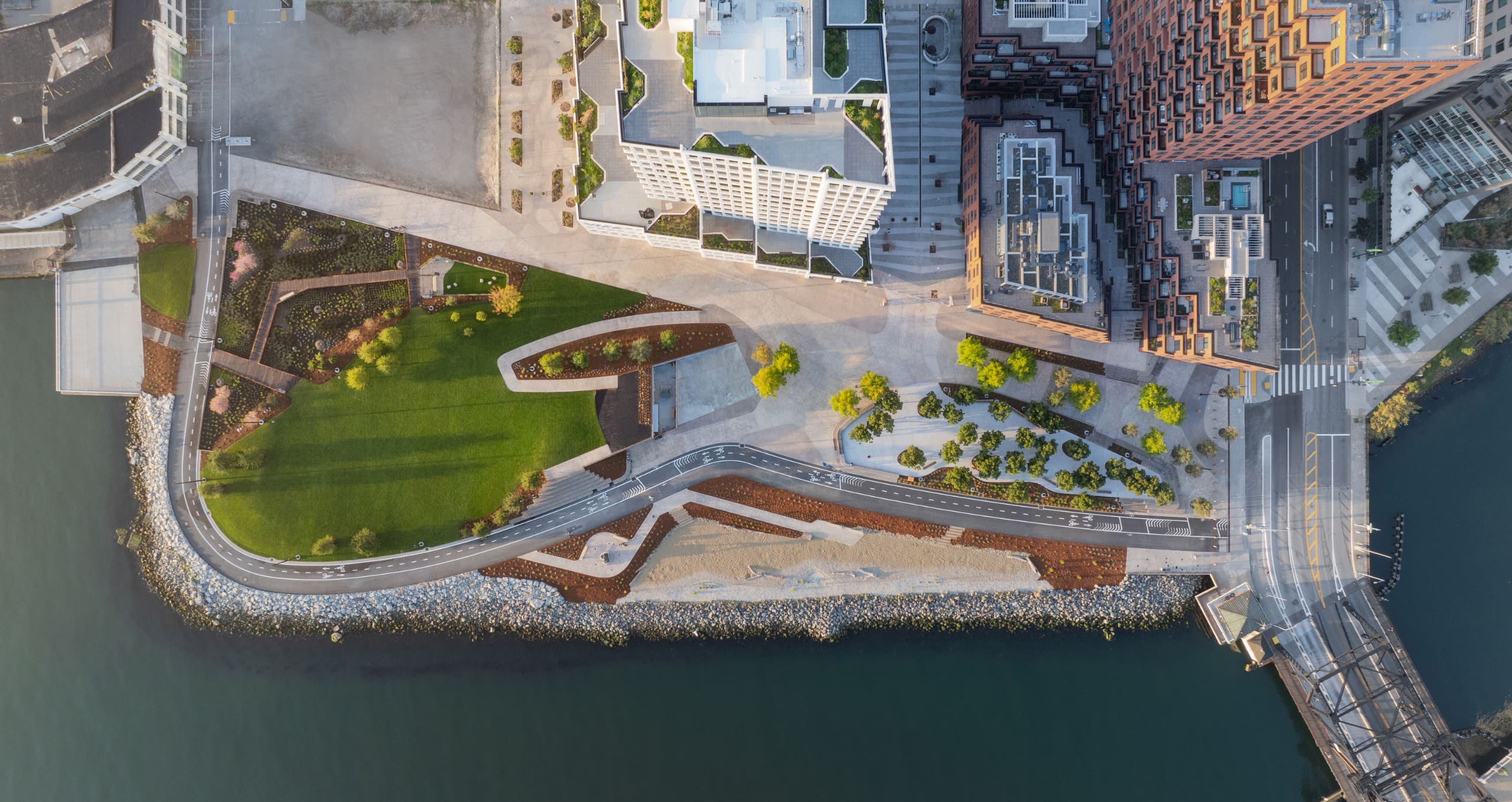 San Francisco's Luxury Penthouse - Image 24