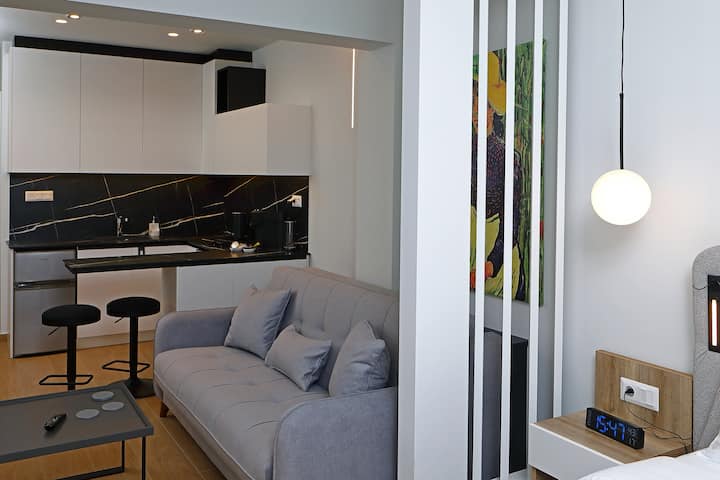 Superior Suite | Zotos Luxury Living #4 - Thessaloniki
