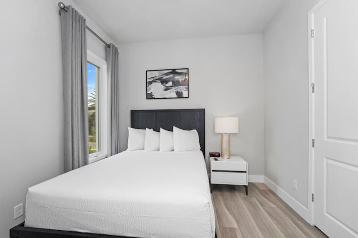 საძინებელი 4