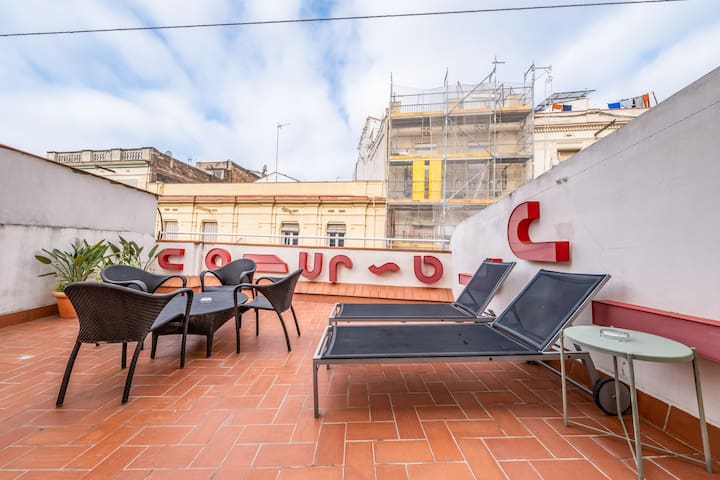 Nice Attic 2 bedroom with big terrace in Sants