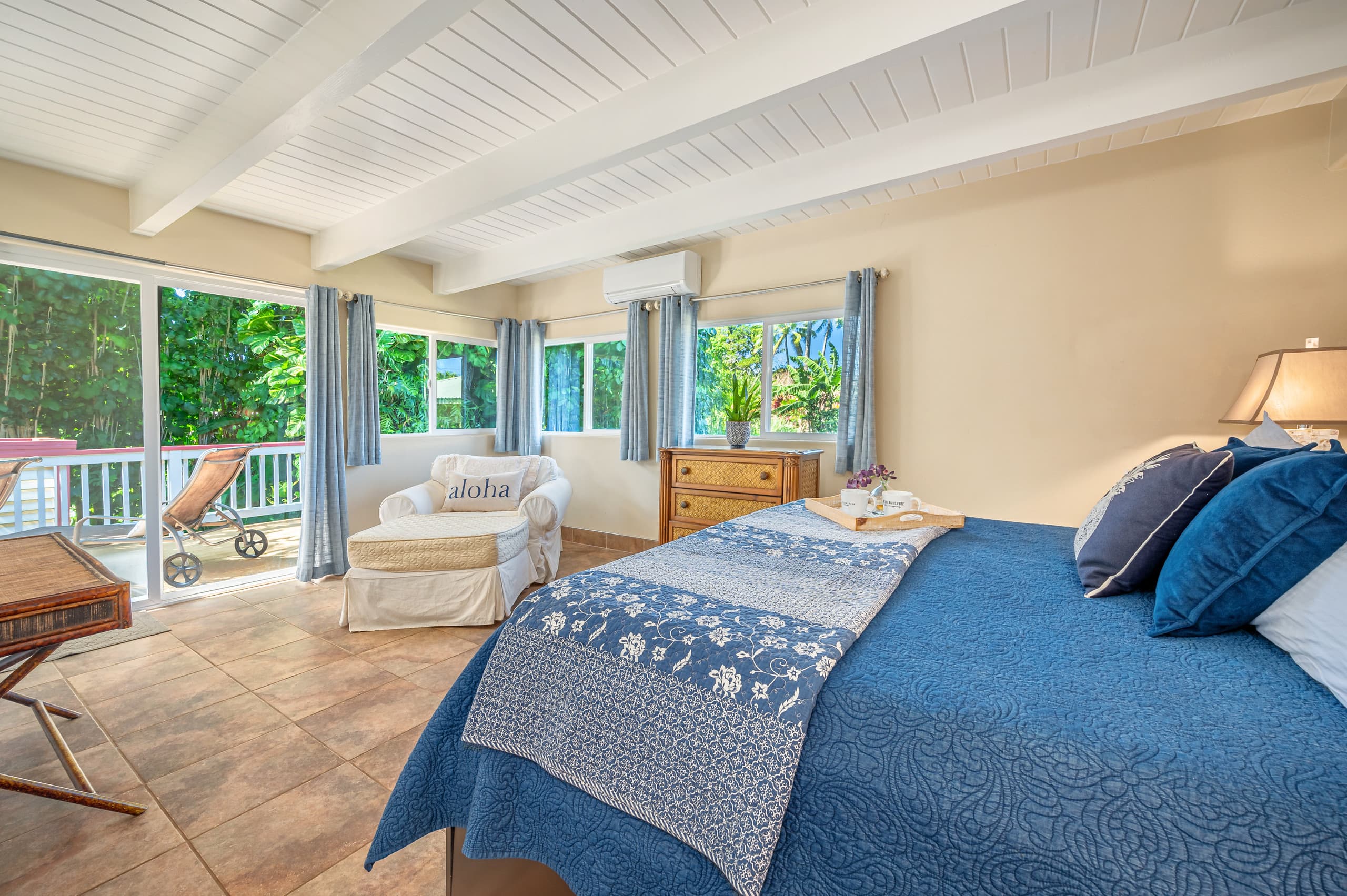 Home in Hanalei · ★4.98 · 3 bedrooms · 3 beds · 3 baths - Image 12
