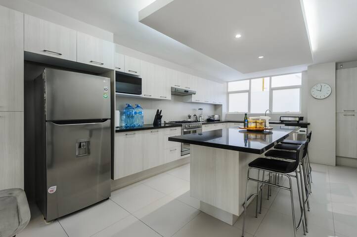 Amplio departamento frente a Parque México 4R/3B gallery image 3