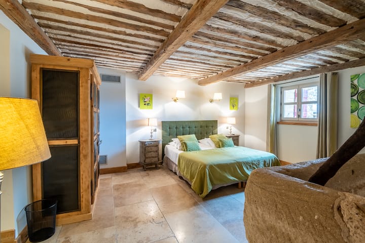 Dhoma e gjumit 5 e La Petite Bastide, kati përdhes