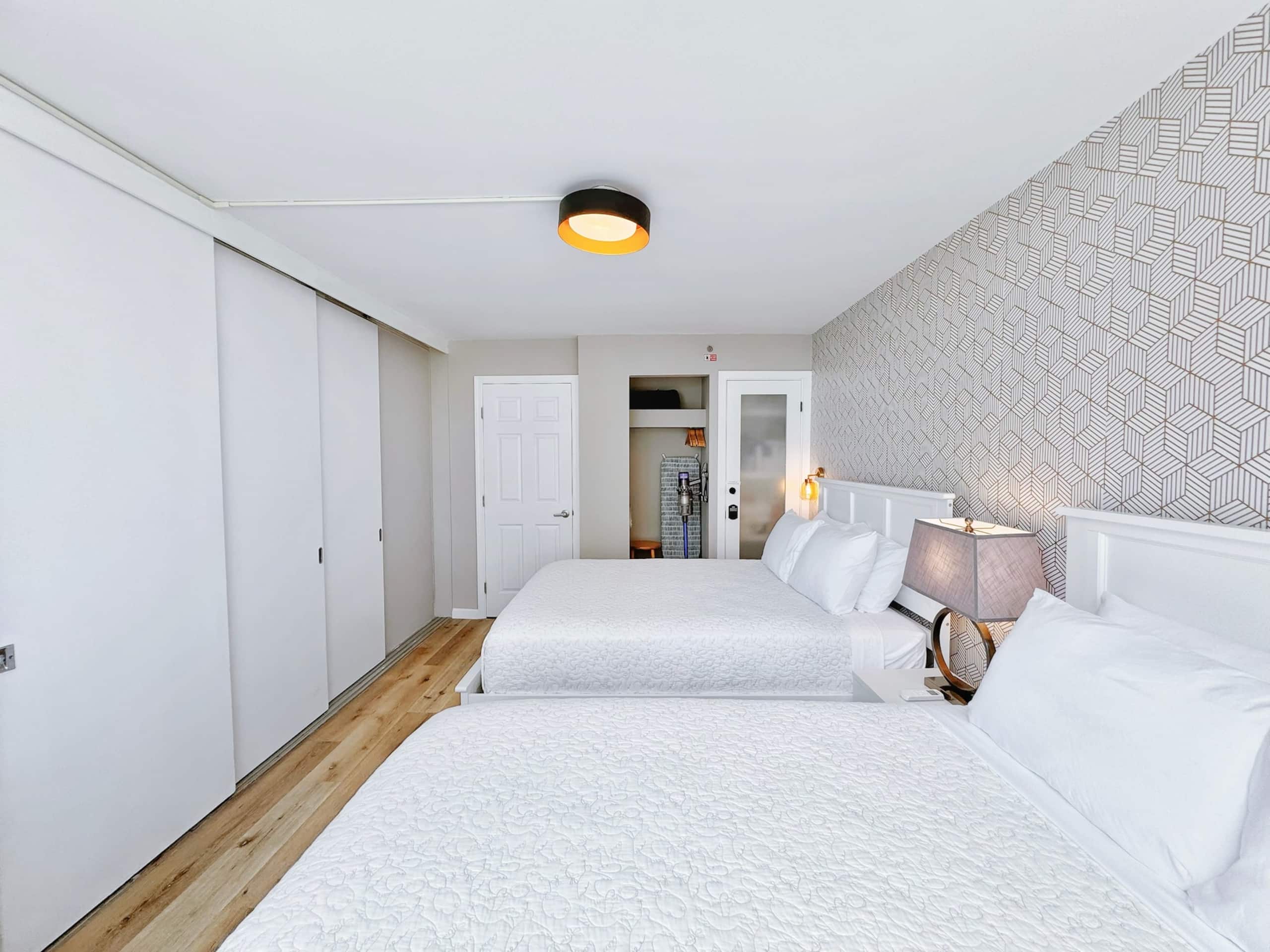 30FL-Upscale Chic Ocean View 1BR w/Free Parking! - Image 1