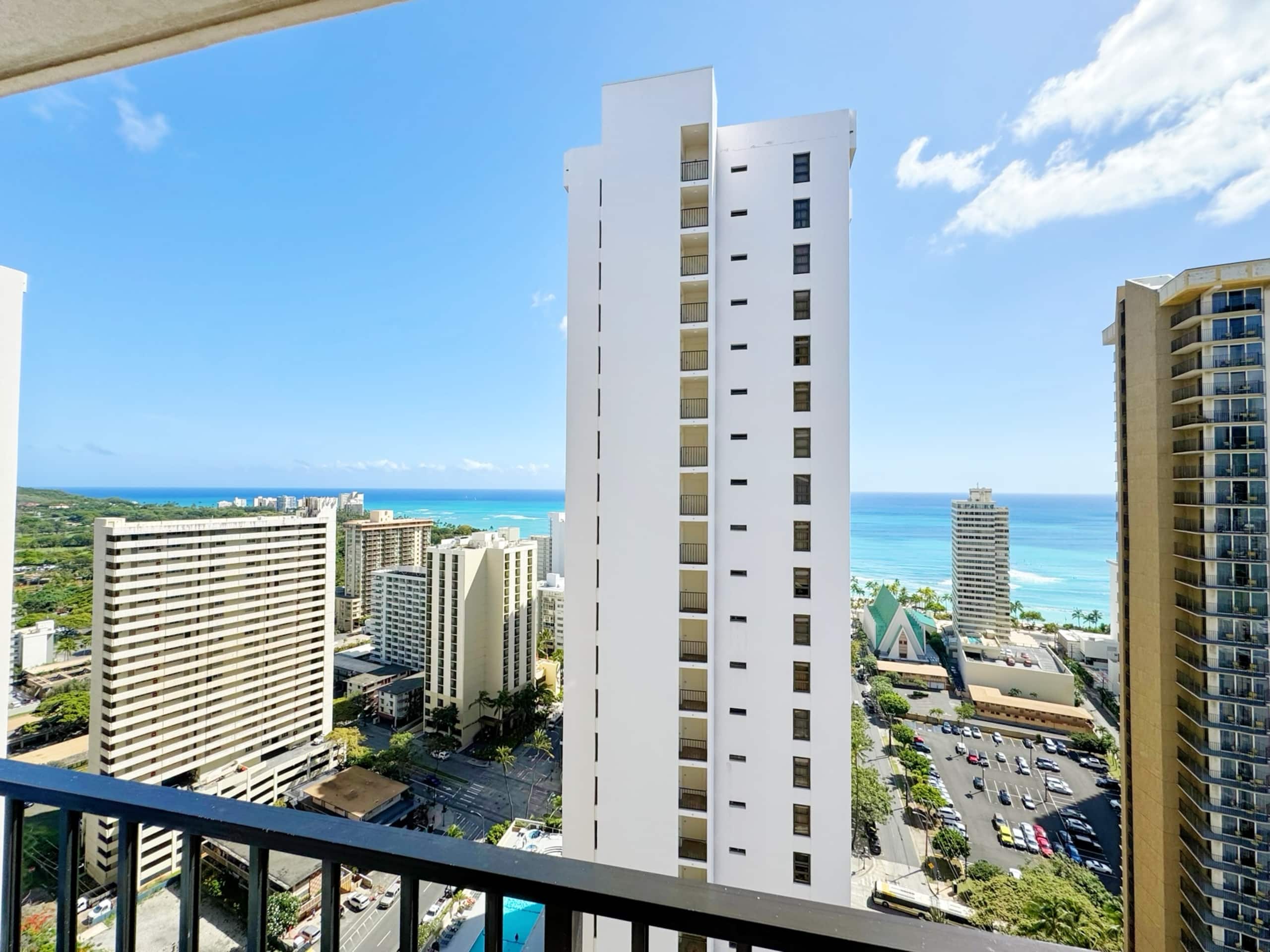 30FL-Upscale Chic Ocean View 1BR w/Free Parking! - Image 44