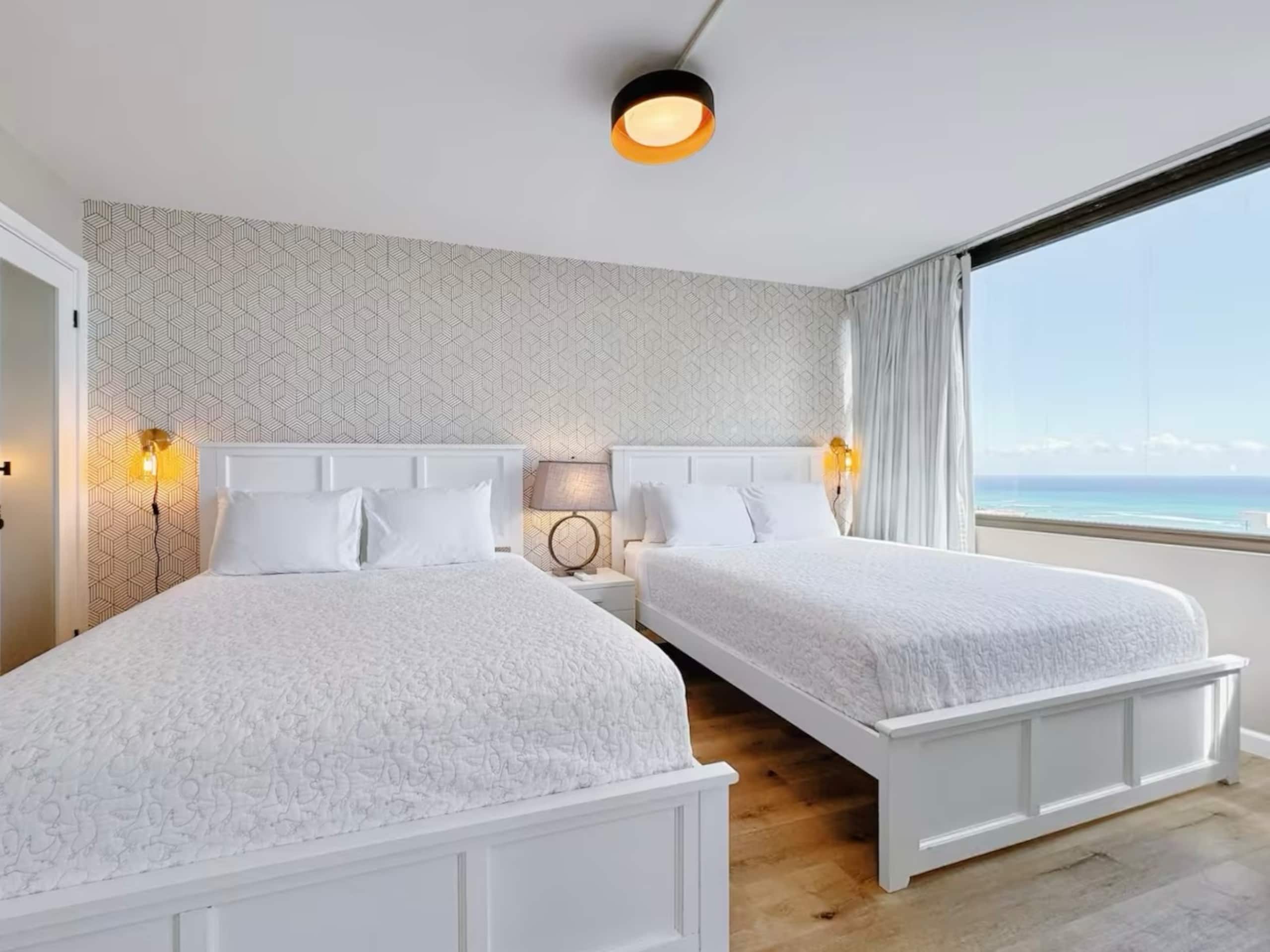 30FL-Upscale Chic Ocean View 1BR w/Free Parking! - Image 30