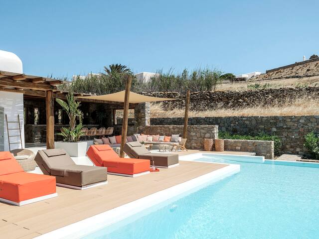 Villa Yasemin on the Rock gallery image 3