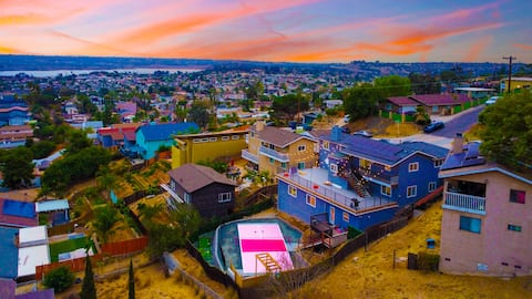 SD Lux Oasis: Theatre, Spa, 14Beds, AC, Sleeps 20+