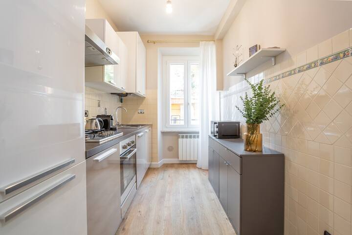 Daplace | Cosima Apartment II gallery image 4