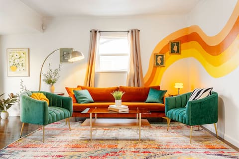 Stylish LA Home, 10 Mins to Beach | LAX | Dining