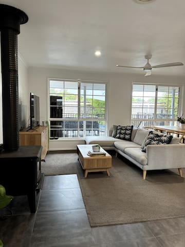 The Tides -Beach House Barwon Heads gallery image 3