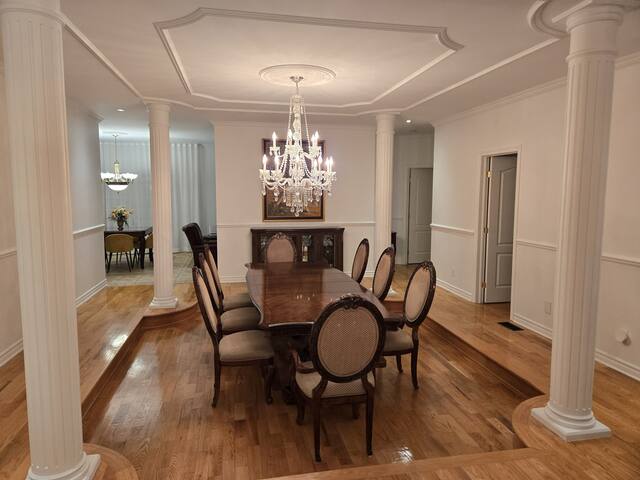 Le Desenclaves – An Elegant Retreat in Montreal gallery image 3