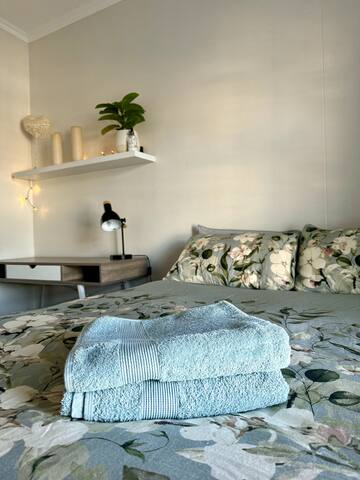 Luxurious 2 bedroom Apartment gallery image 5