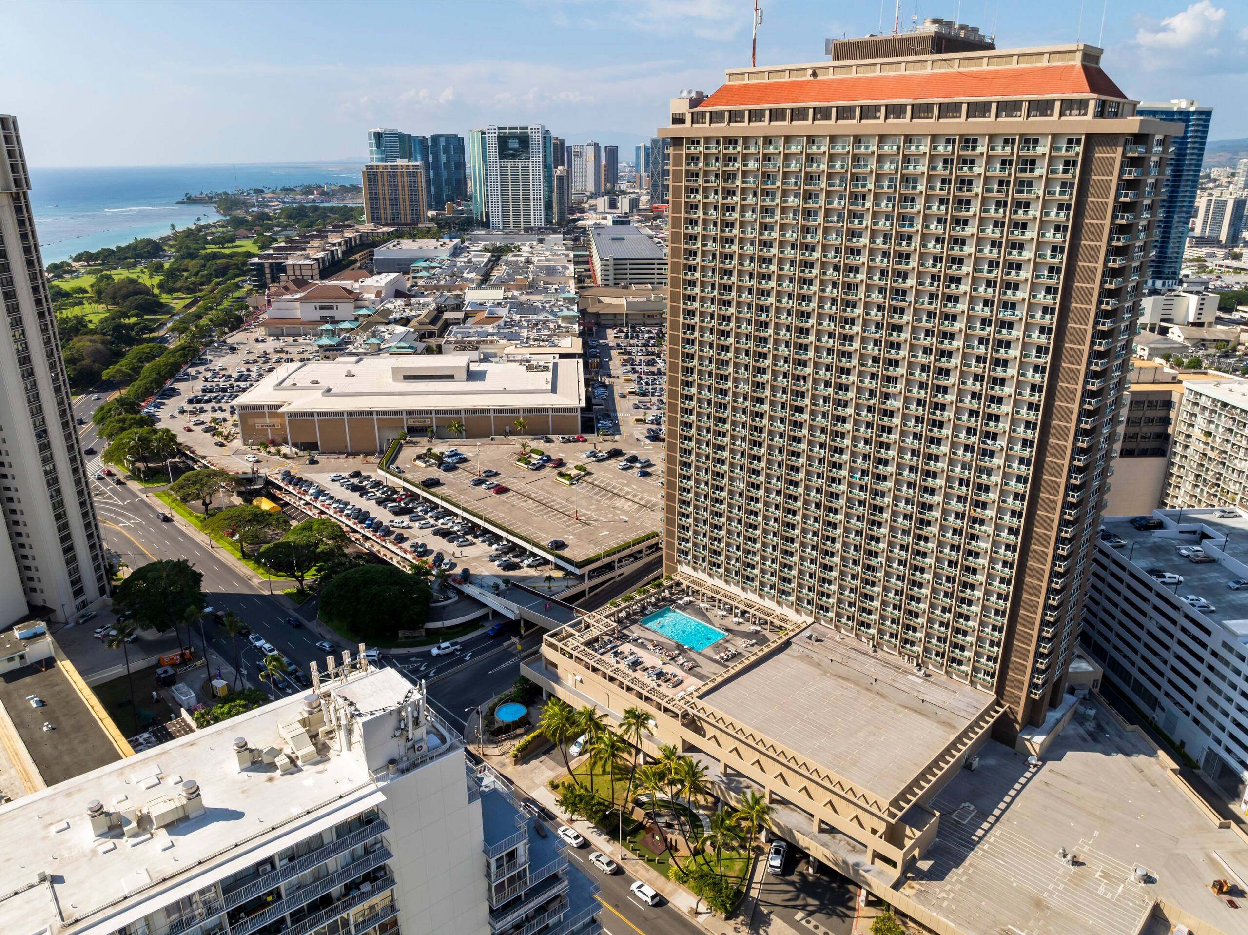 Condo in Honolulu · ★4.77 · 1 bedroom · 2 beds · 1 private bath - Image 30