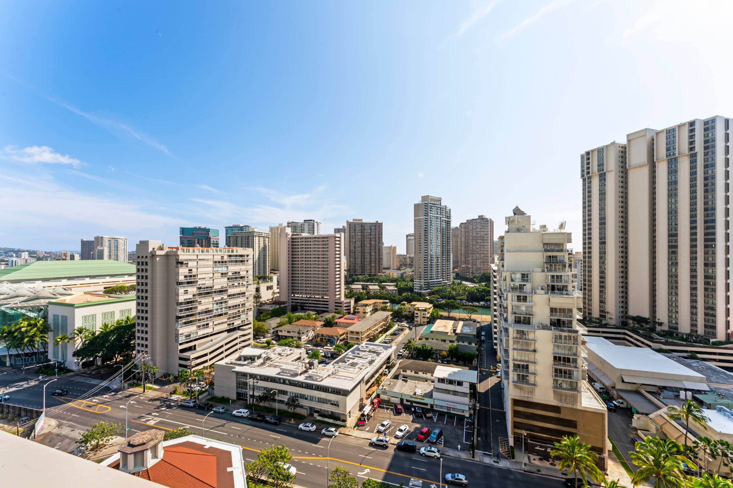 Condo in Honolulu · ★4.77 · 1 bedroom · 2 beds · 1 private bath - Image 22