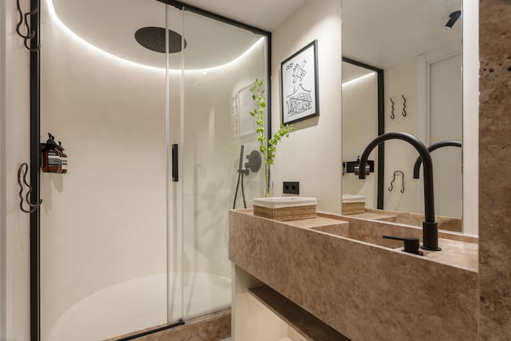 The Loft Residence Barcelona gallery image 5