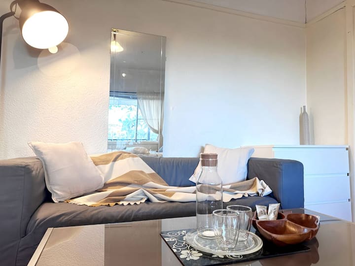 The Cactus House | Train Staion - Dandenong