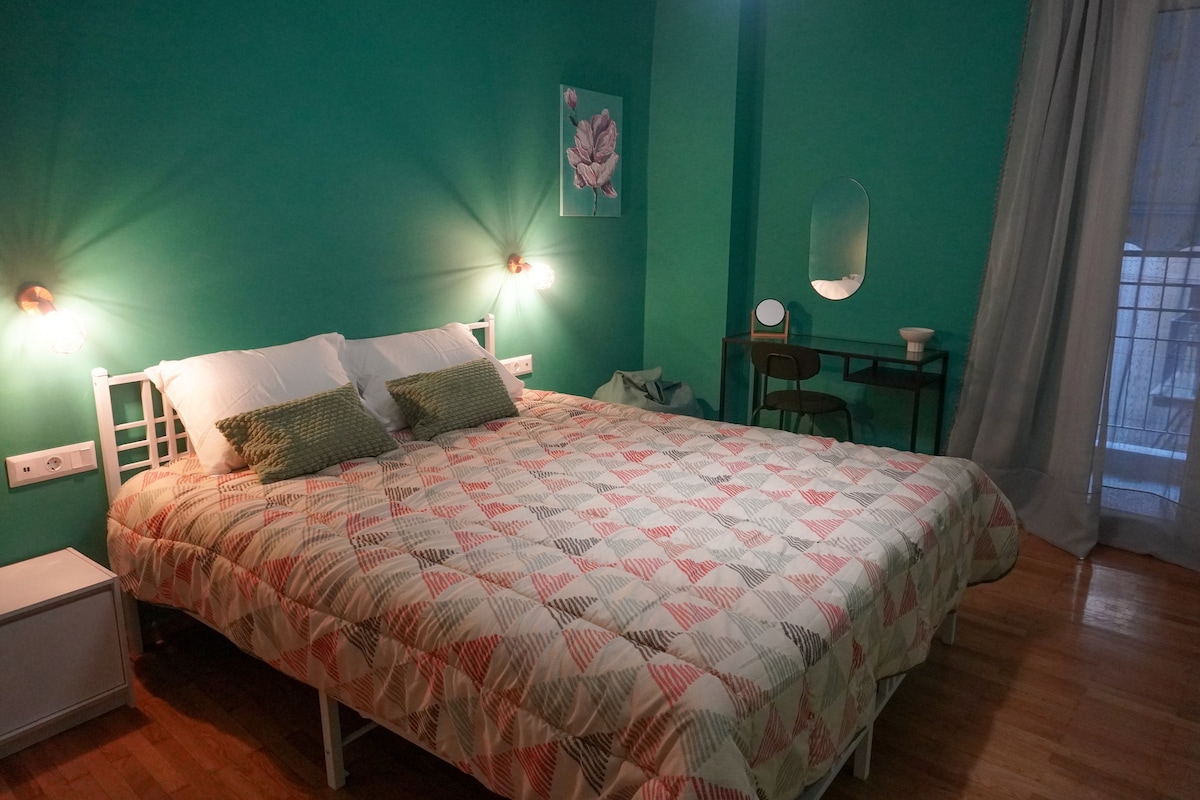 საძინებელი 1