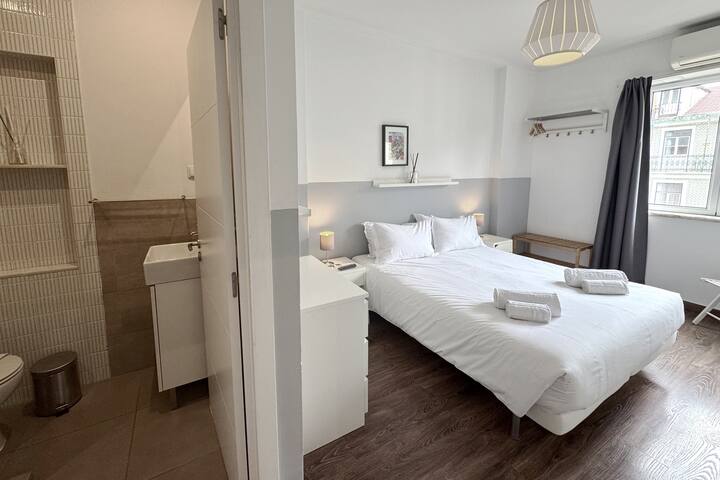 T4 Lisbon Domus 74 by amcf – 4 gallery image 3