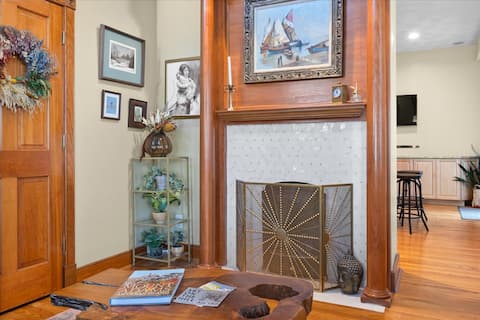Successful Airbnb property: Hilltop Haven in Mount Adams in Mt. Adams