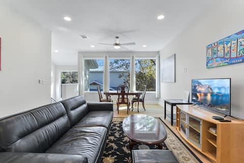 Top performing Airbnb: The Creek House Spacious Central 2BR in Allandale