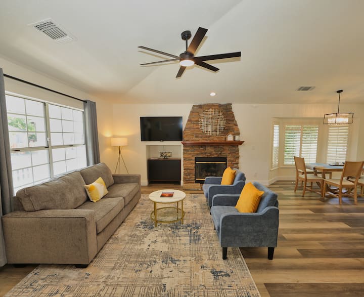 Gorgeous Home | 4-bd, 3-bath - Sacramento, CA