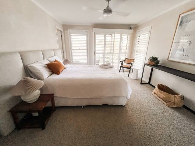 Group Getaway | Private Pool + Sunset Terrace gallery image 4